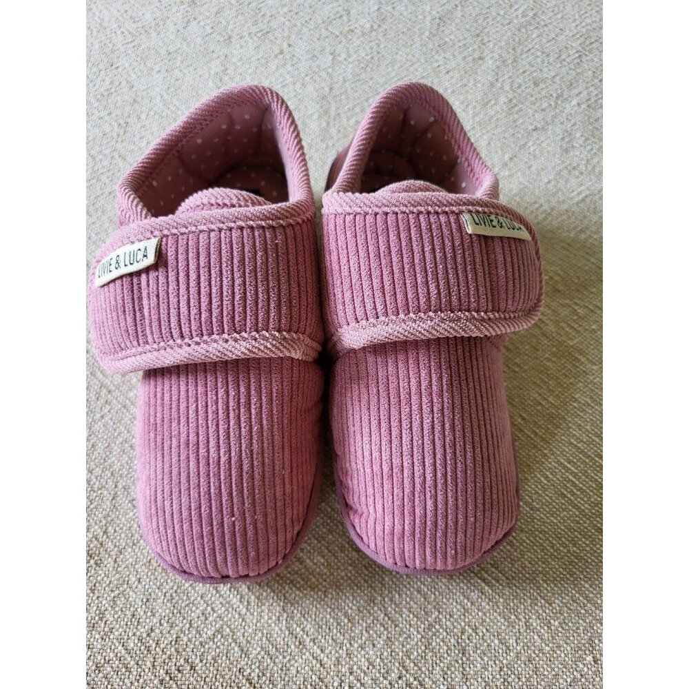 Livie & Luca Hybrid Shoe/Slipper Size M(10-11)
